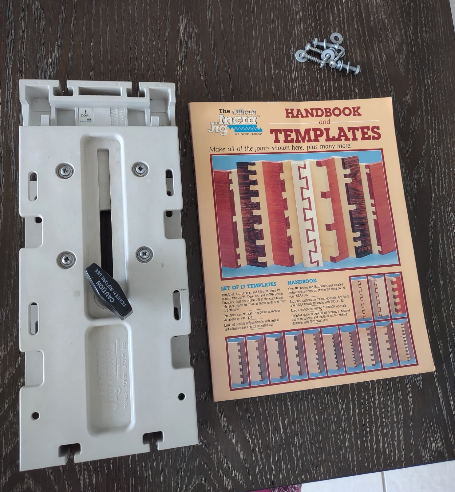 INCRA JIG Universal Precision Positioning Jig & HANDBOOK w/ TEMPLATES