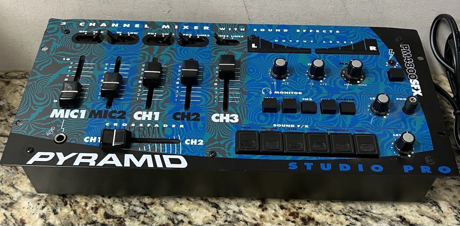 NEW Pyramid PM-4800 SFX Studio Pro, 3 Channel Mixer With Sound Effects NOB