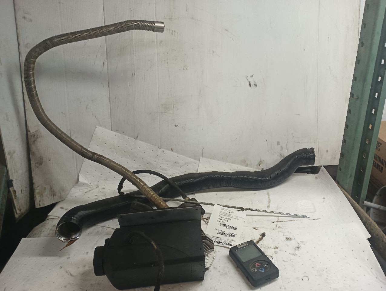 384029PA  Bunk Heater With Controls (12370413