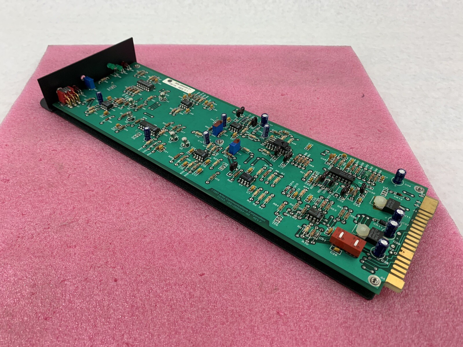 ARTEL T3114 Satelite Equipment