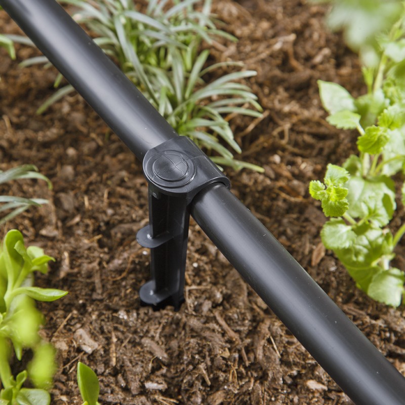 Raindrip 39800UB Plastic Black Drip Irrigation Cleated Tubing Stake 6 L in.