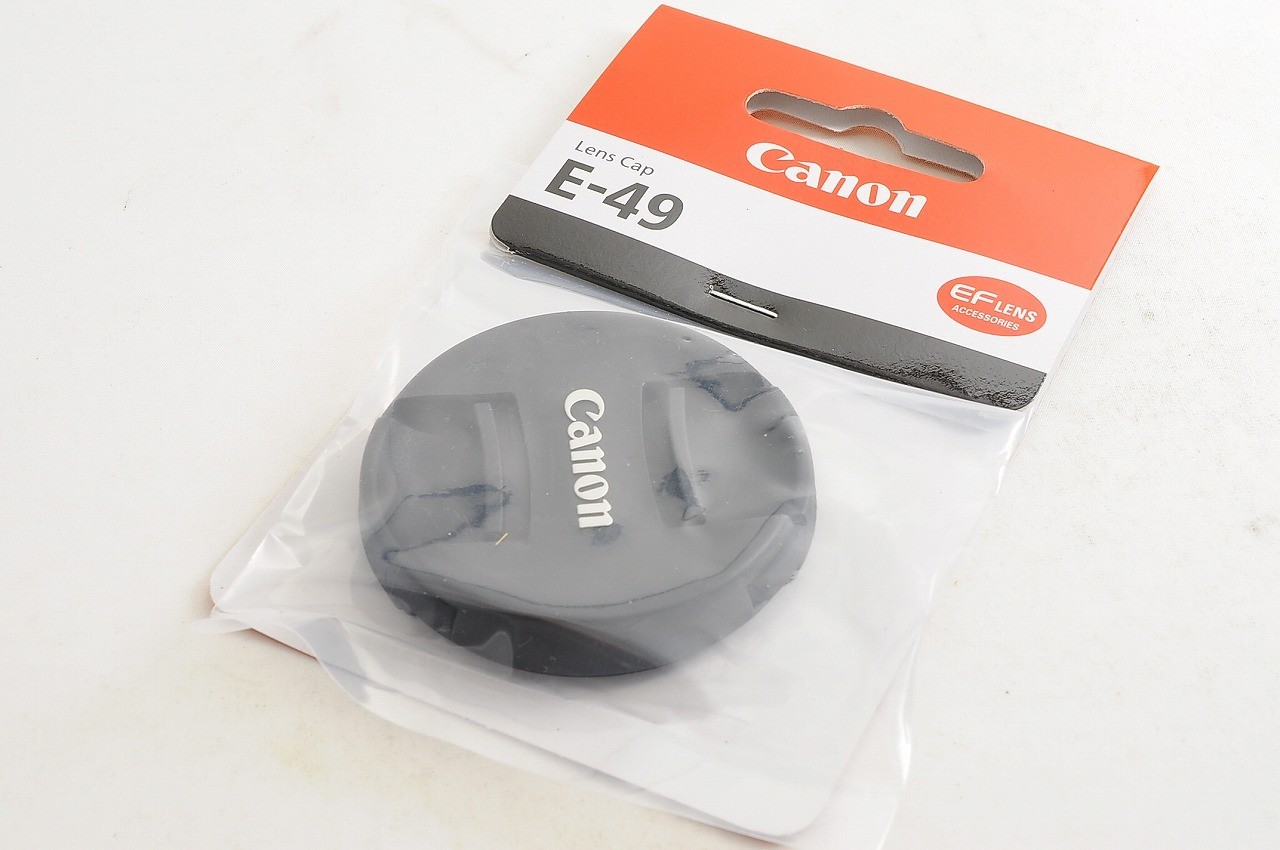 [Brand New] Genuine Canon E-49 Lens Front Cap 49mm Center Pinch Snap From Japan
