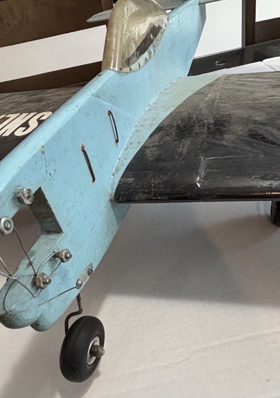 Vintage Tether Plane with Missing Motor. Untested but Elevators Seem To Work.