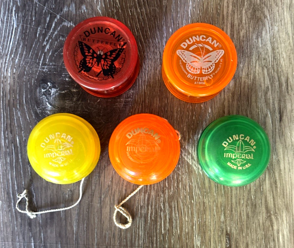 Lot of 5 Vintage Plastic Duncan Yo-Yo's 2 Butterfly and 3 Imperial Made in USA