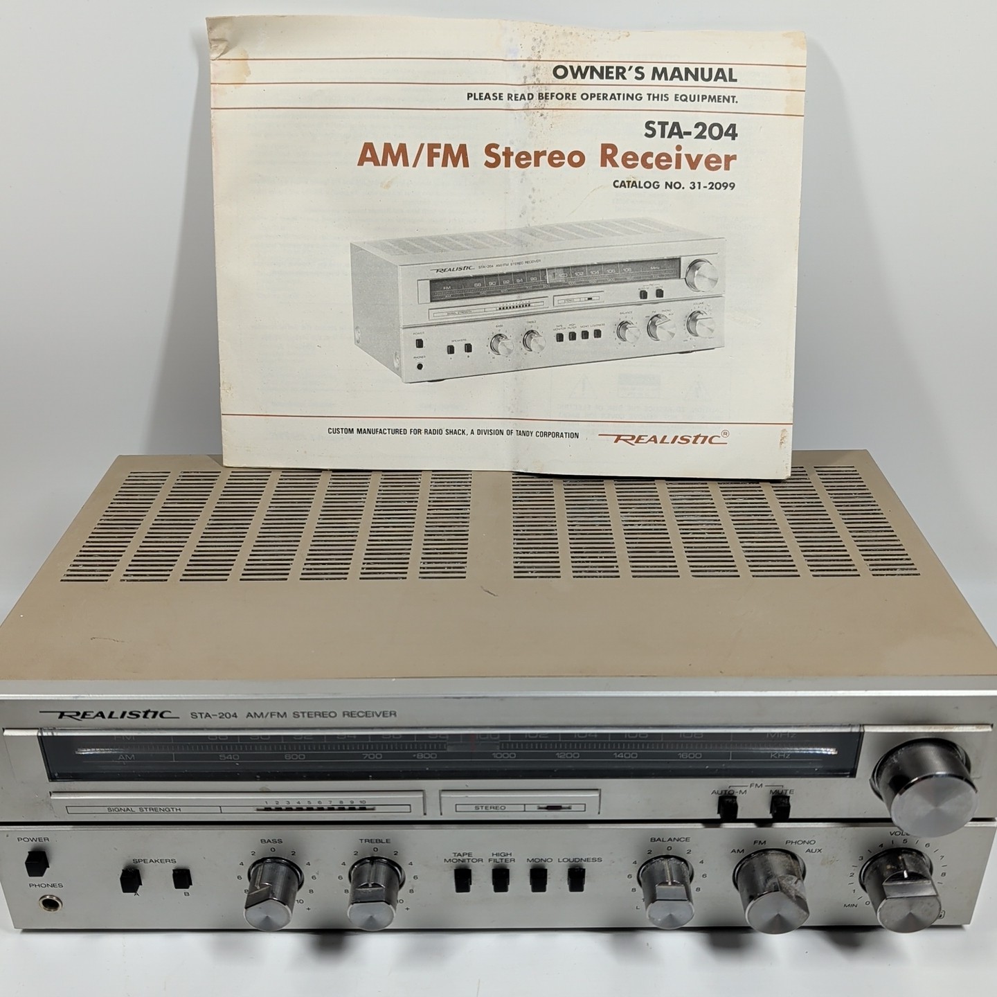 Realistic STA-204 AM/FM Stereo Receiver Vintage 1970s Radio Shack w/ Manual