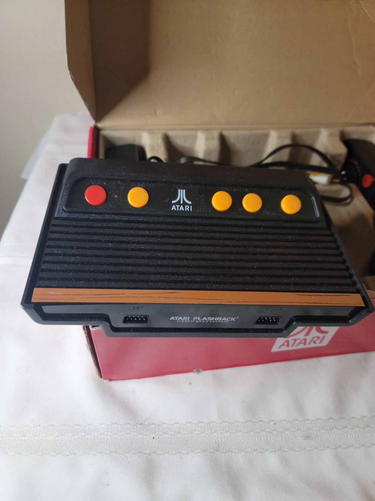 Atari Flashback 8 Console Retro 105 Built in Games