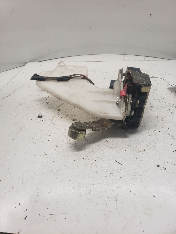 2003 Door Lock Actuator 2003 LIBERTY Door Lock Actuator OEM