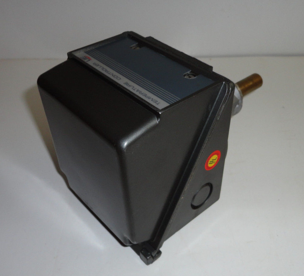 UE United Electric Temperature Controller 8508 IB300