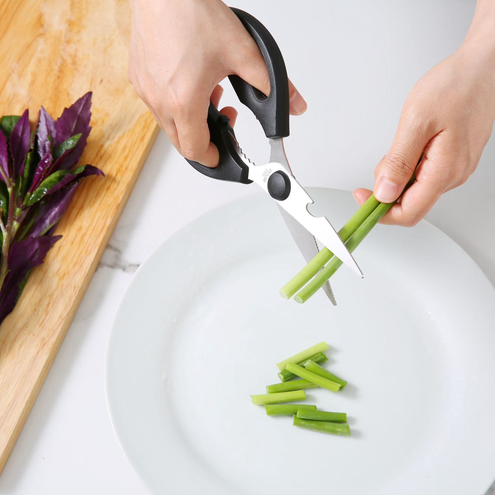 Black Handle Stainless Steel Multi-Purpose 8.6in Kitchen Shears