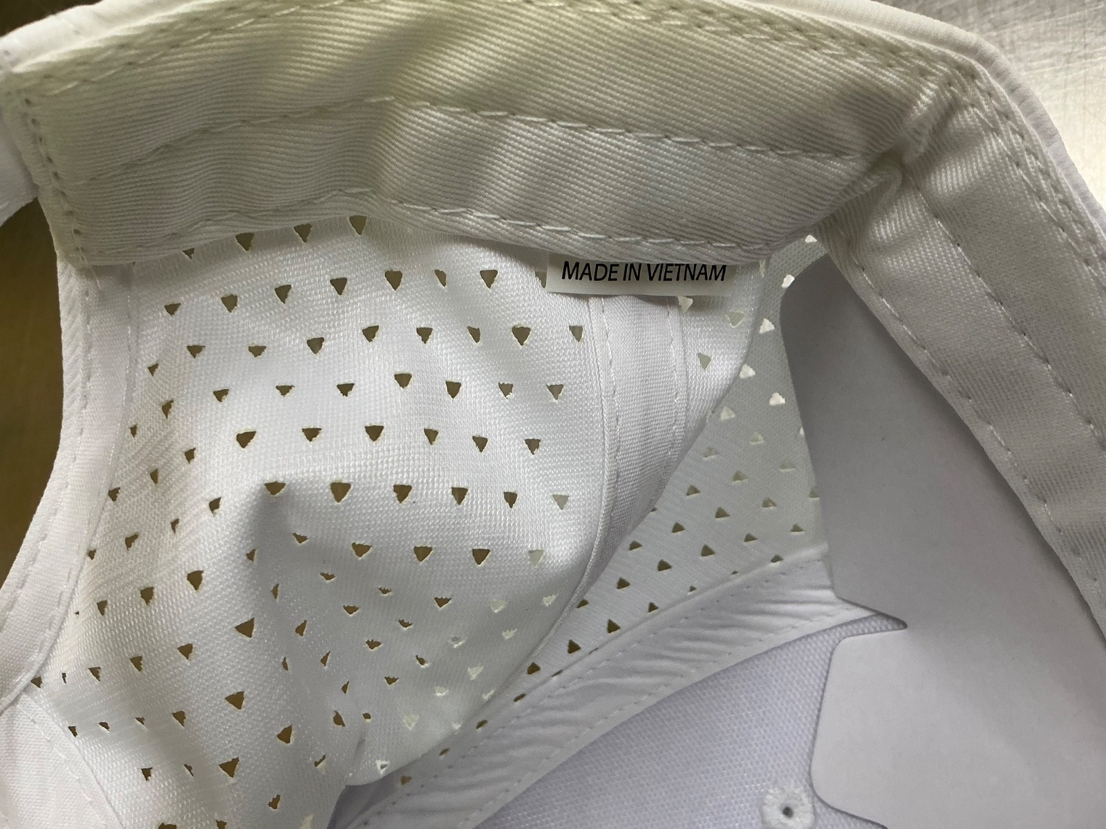 Benjamin Moore Painter's Cap WHITE