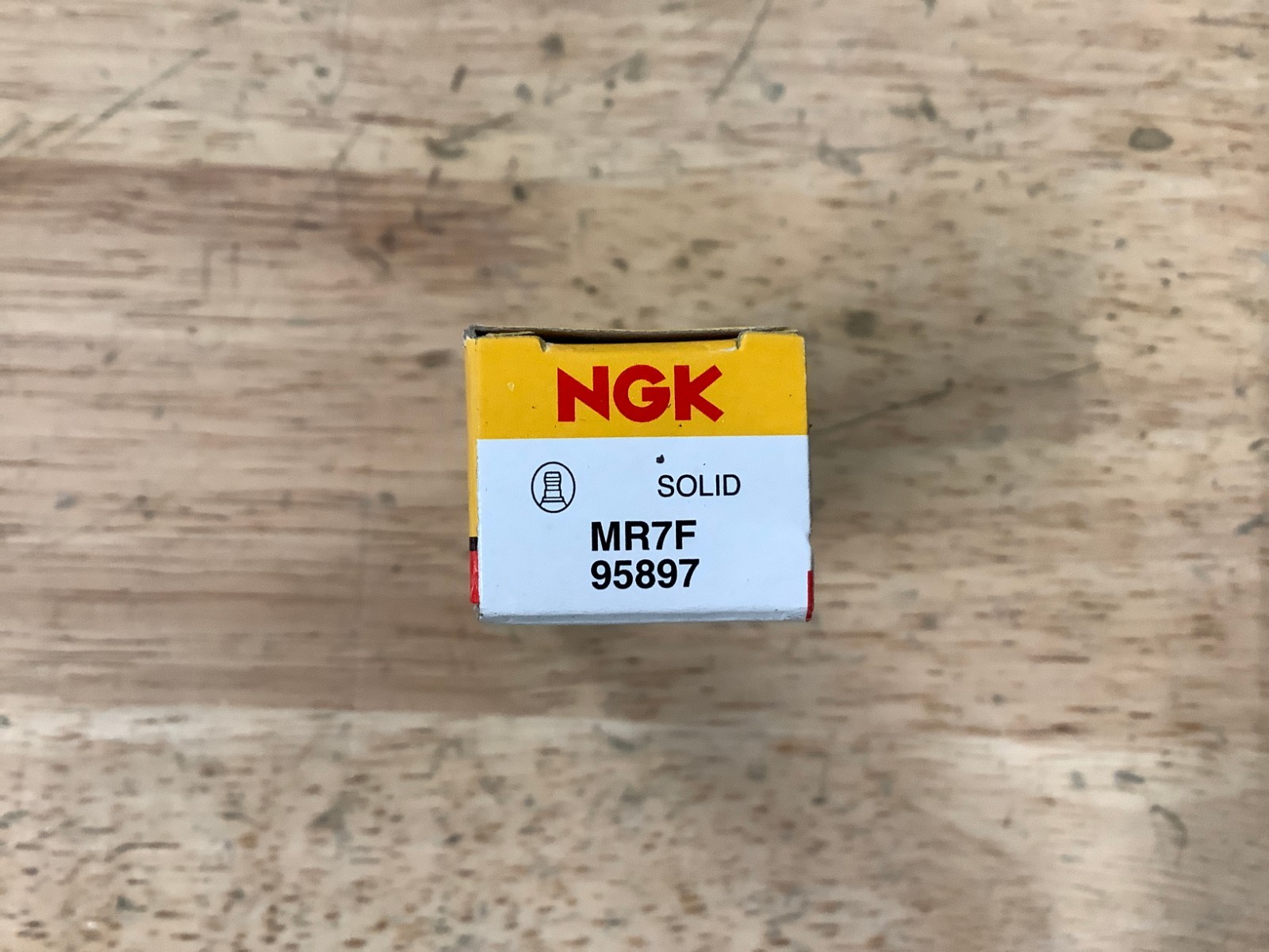 NGK SPARK PLUG MR7F 95897 SOLID TOP 1 PLUG