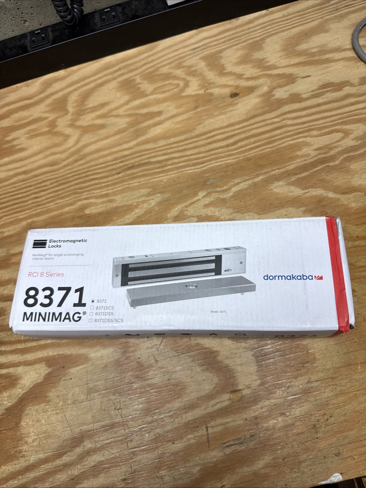 RCI 8371 MiniMag For Single Out-Swinging Interior Doors Model 8371