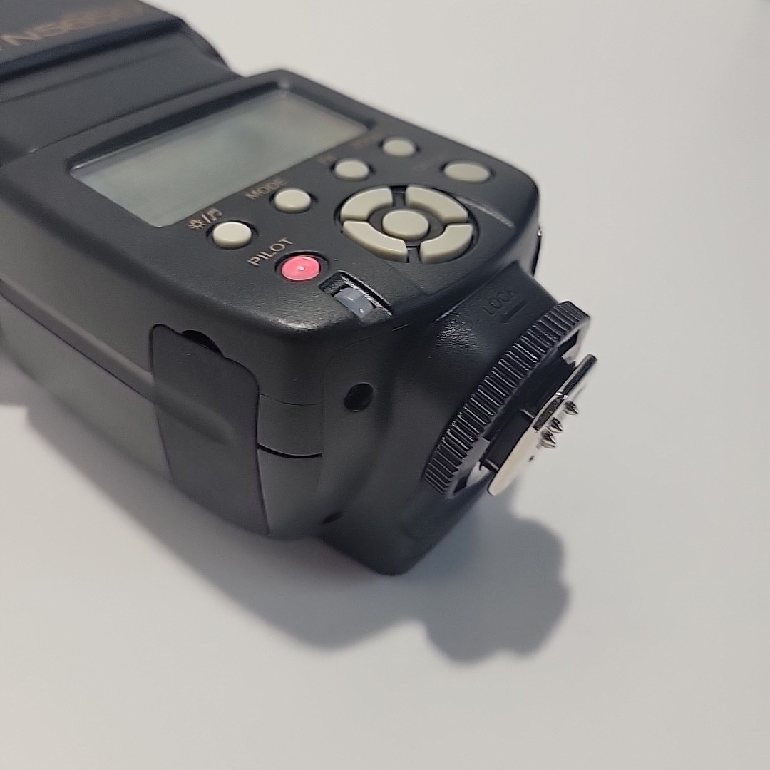 Yongnuo Speedlite YN-565EX Shoe Mount Flash For Nikon