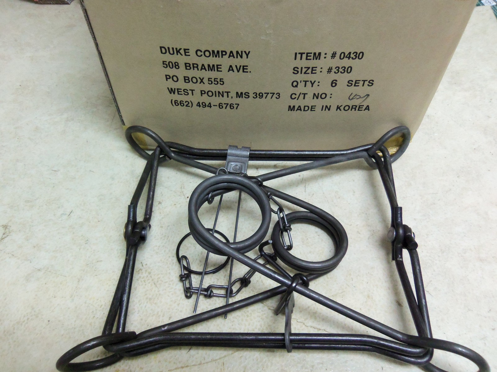 6 Duke 330 Body Grip Traps Trapping Bobcat Beaver Otter Coyote 0430 Nuisance