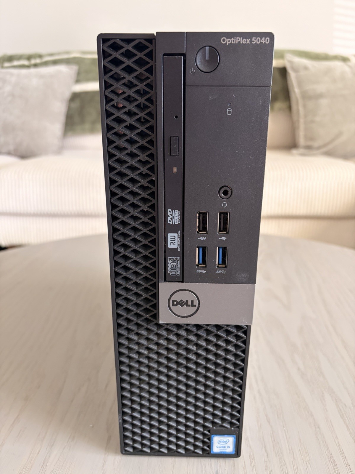 Dell OptiPlex 5040 Small Form Factor Intel i5-6500 3.2GHz 8GB DDR3L 500GB (V5)