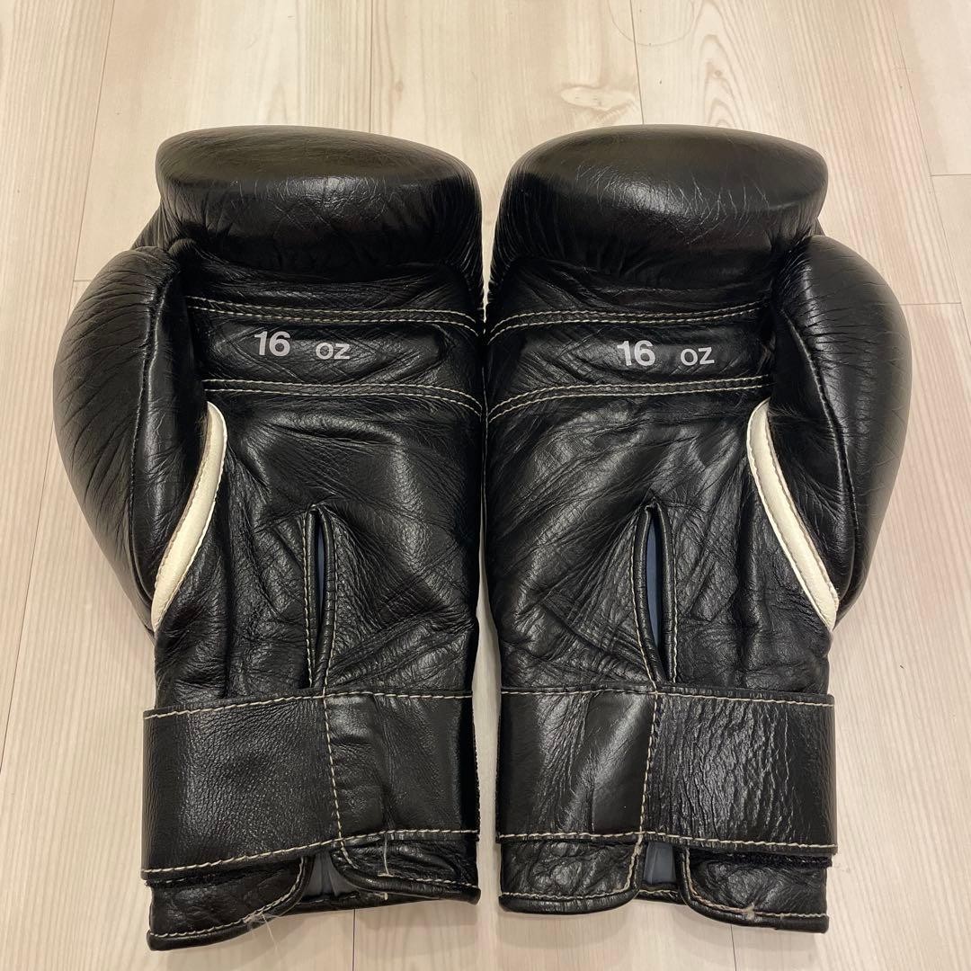 Winning Boxing Gloves 16oz Lace Up type MS-600 Black for Professional JP