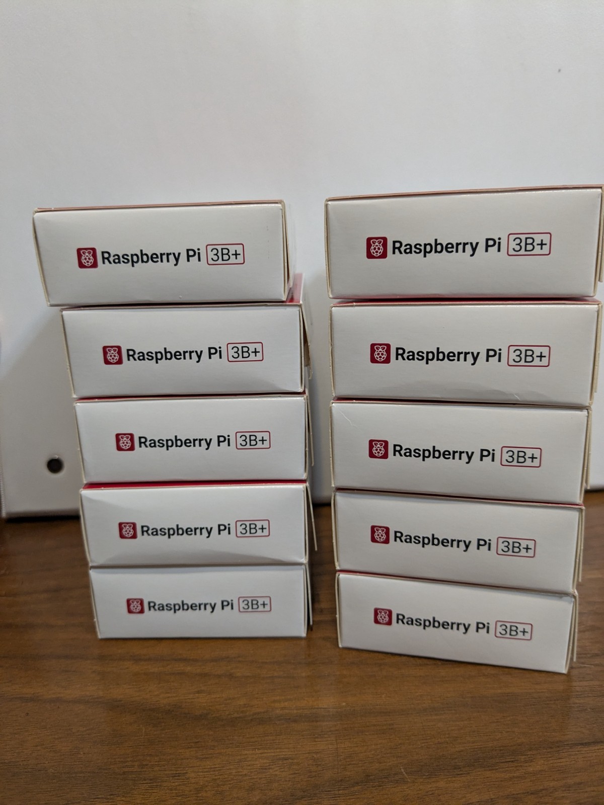 Bundle of 10 Raspberry Pi 3 Model B+, new in box