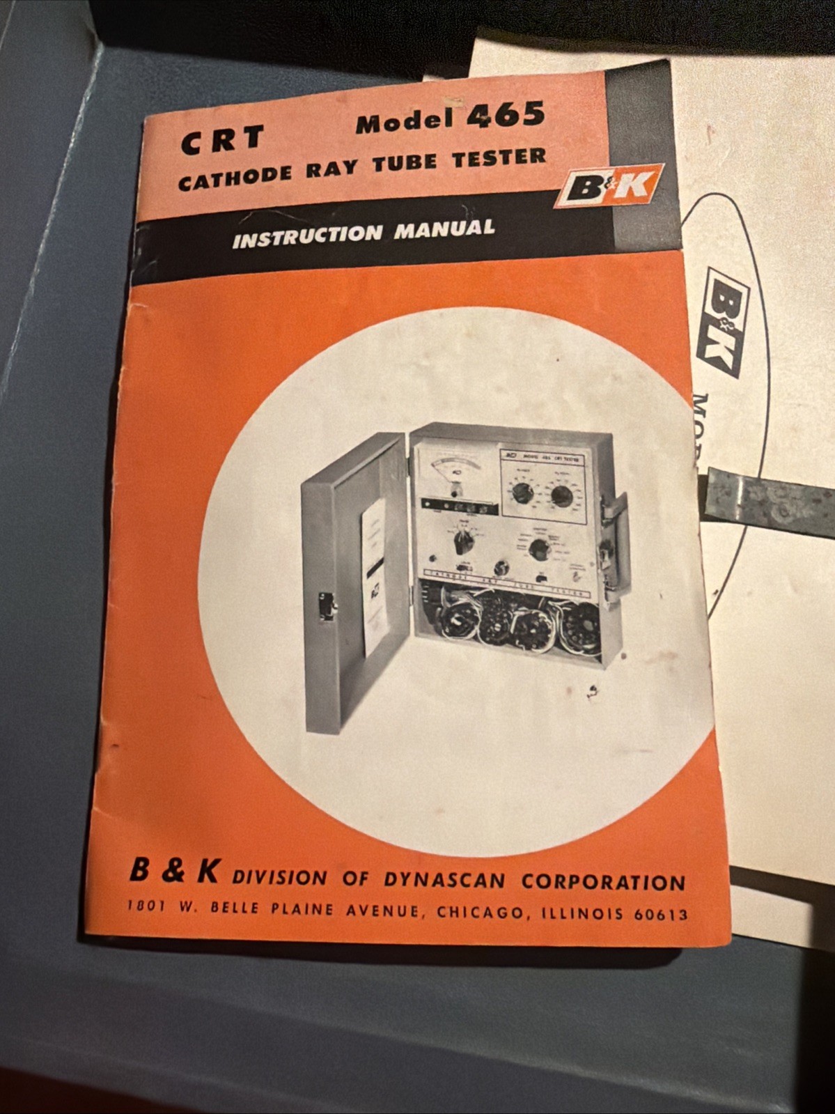 B&K CRT Cathode Ray Tube Tester Model 465 Powers Up Untested W/ Manuals