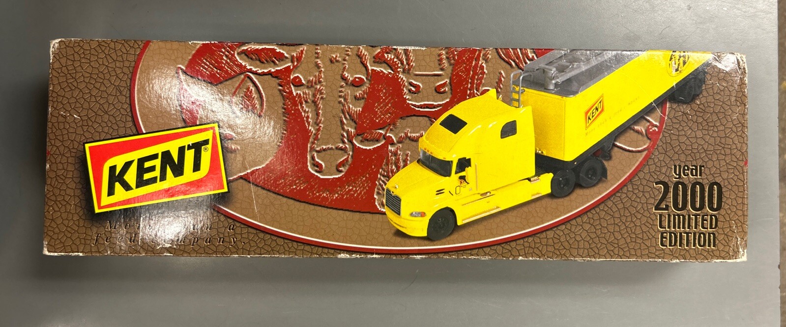 Kent Feeds Vision Tractor W/ Augar Trailer First Gear 1:54 Scale 2000 NIB