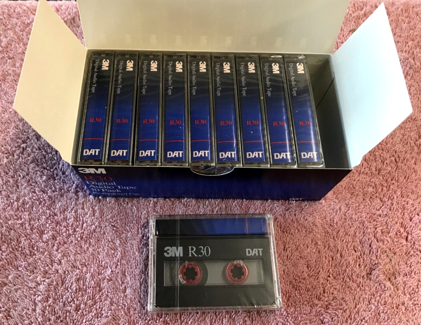(NEW) 3M R30 DAT TAPES (1 BOX of 10 TAPES)