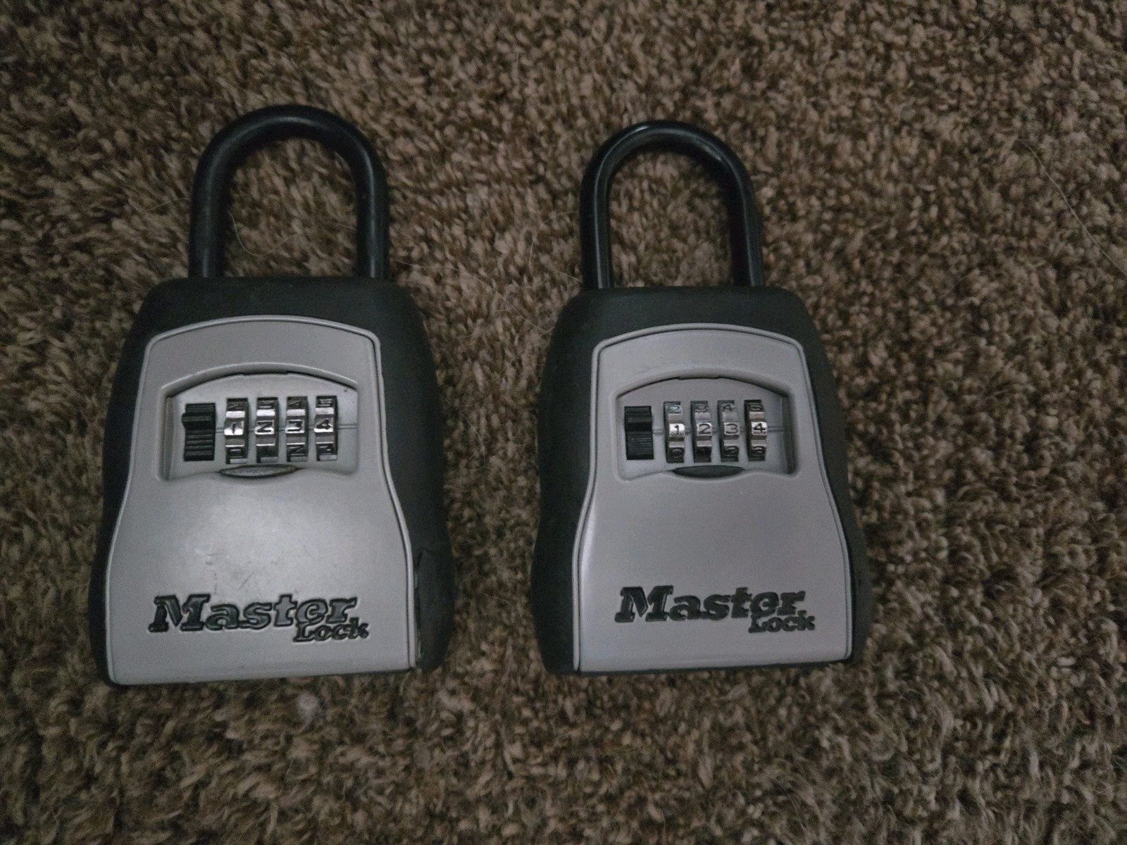 PAIR 2 Master Lock 5400D Portable Combination Lock Boxes