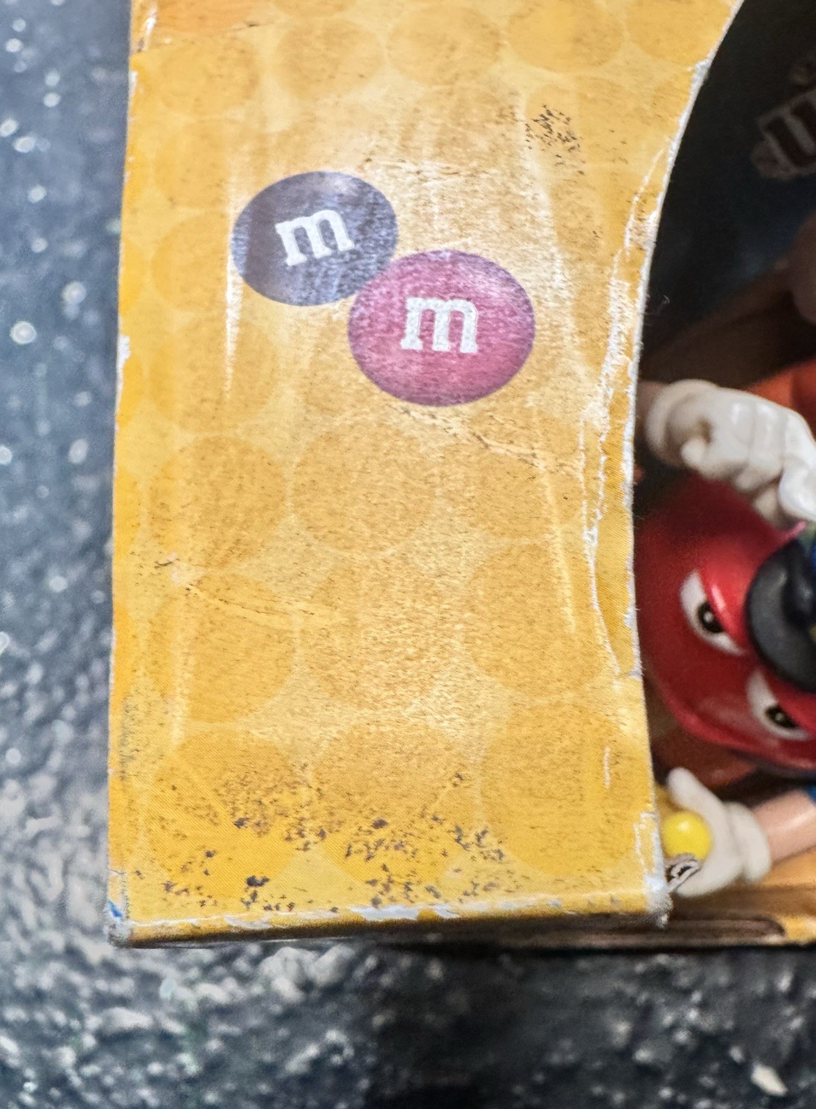 M&Ms Airplane DIspenser