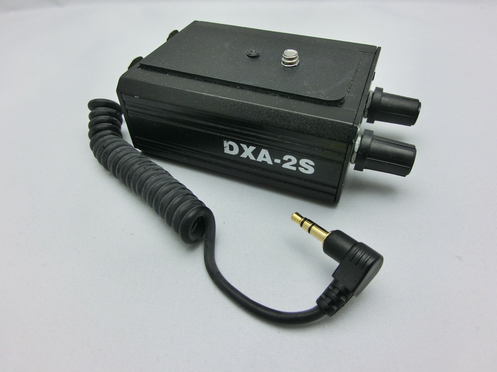 Beachtek DXA-2S - Dual XLR Universal Microphone Adapter for Camcorders