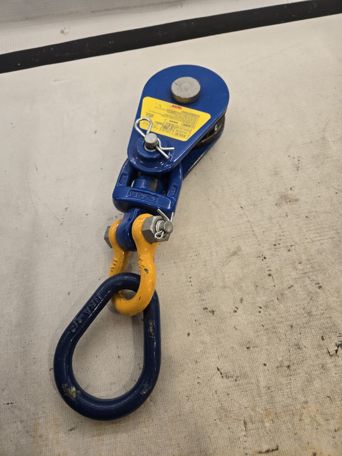 Yoke Sheave Pulley 3" 8-501-02
