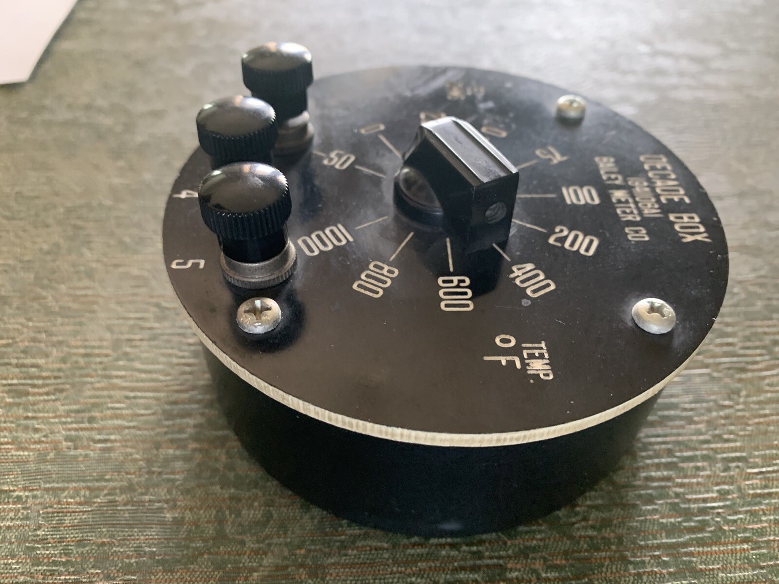 Vintage Bailey Meter Co Decade Box 32ohm