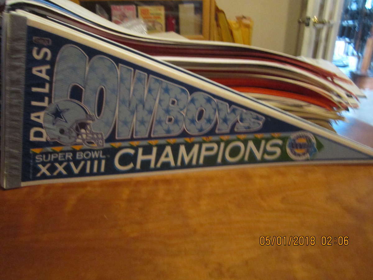 Dallas Cowboys SB XXVIII Champions Pennant bx2