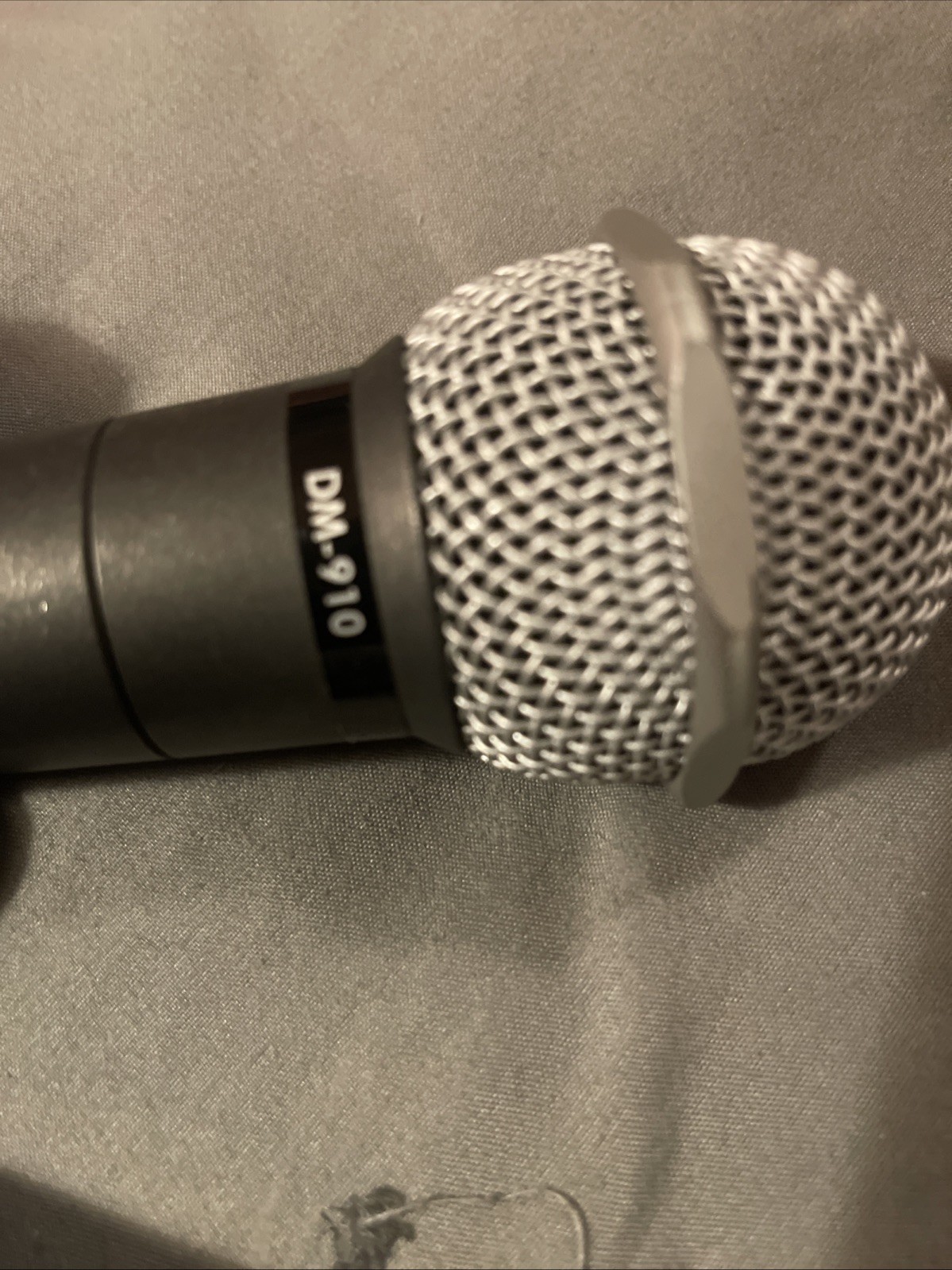 Kustom DM-910 Dynamic Microphone