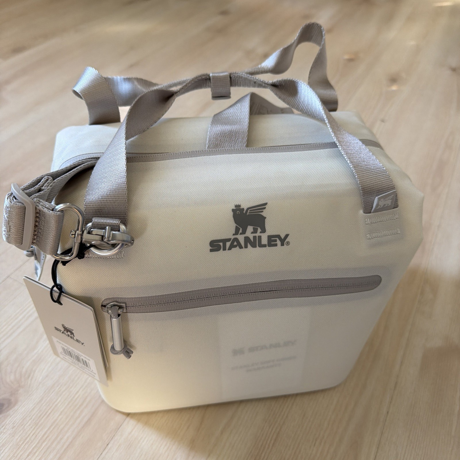 Stanley All Day Julienne Mini Bag Cooler - Cream - 10 Cans / 7.4qt (Brand New)