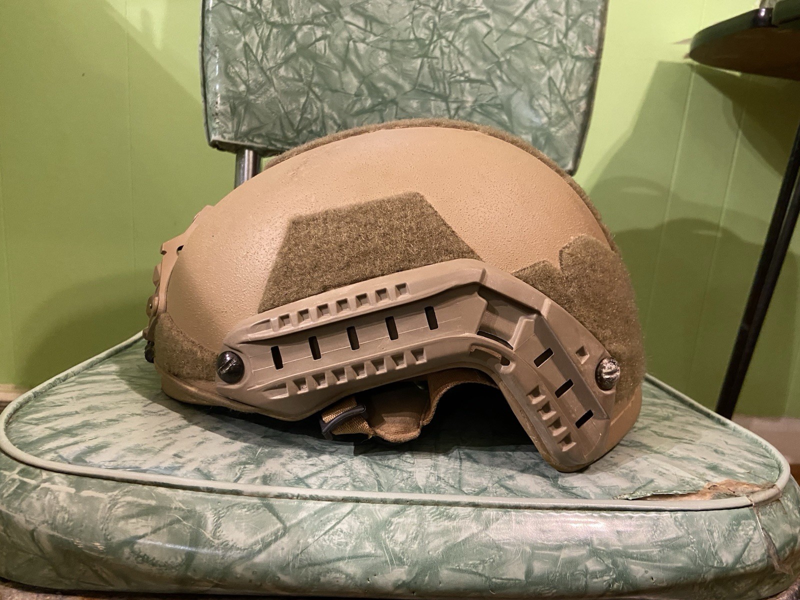 Hard Headed Veterans ATE2 Ballistic Hi Cut Tan, Size Large With ARC Rails