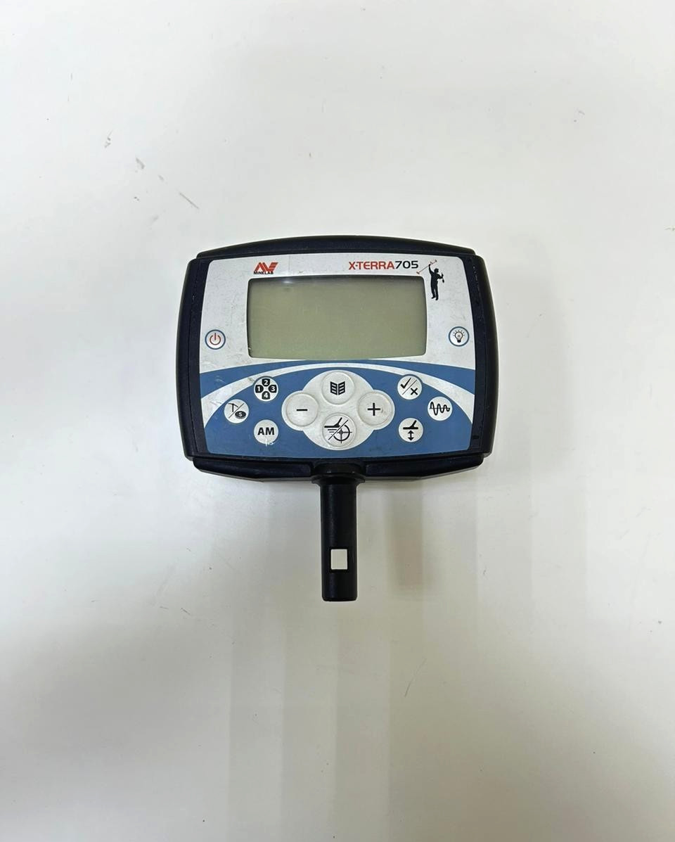 AV MINELAB X-TERRA705
