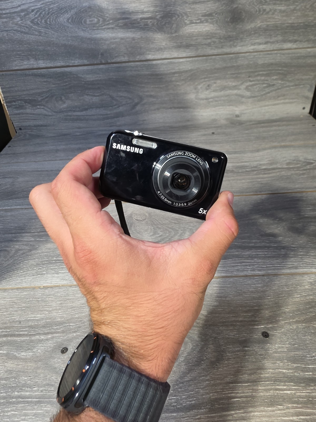 Samsung PL120 14.2MP  DualView Digital Camera - Black [Fully Tested] No Charger
