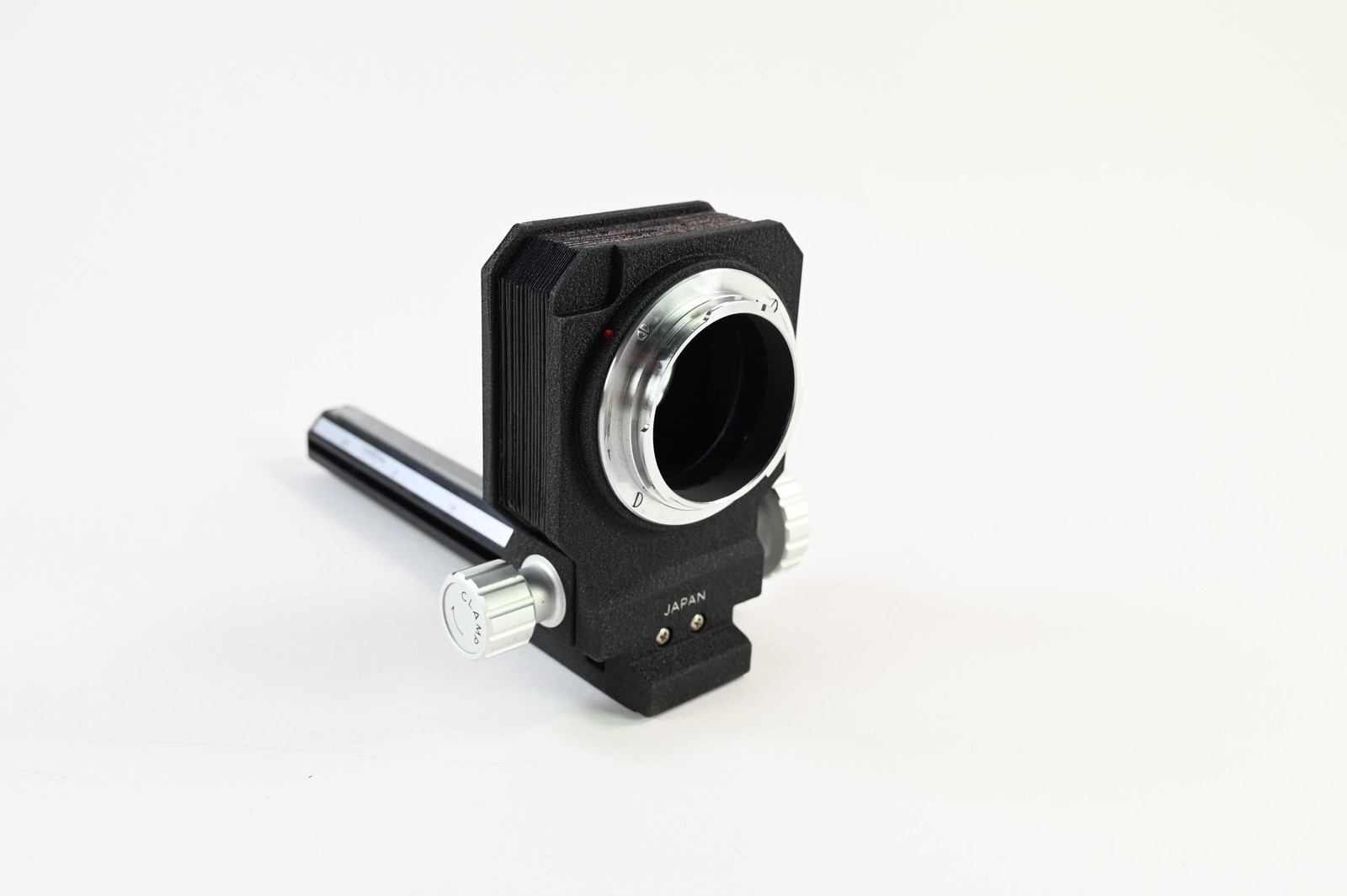 Minolta Bellows III #G244