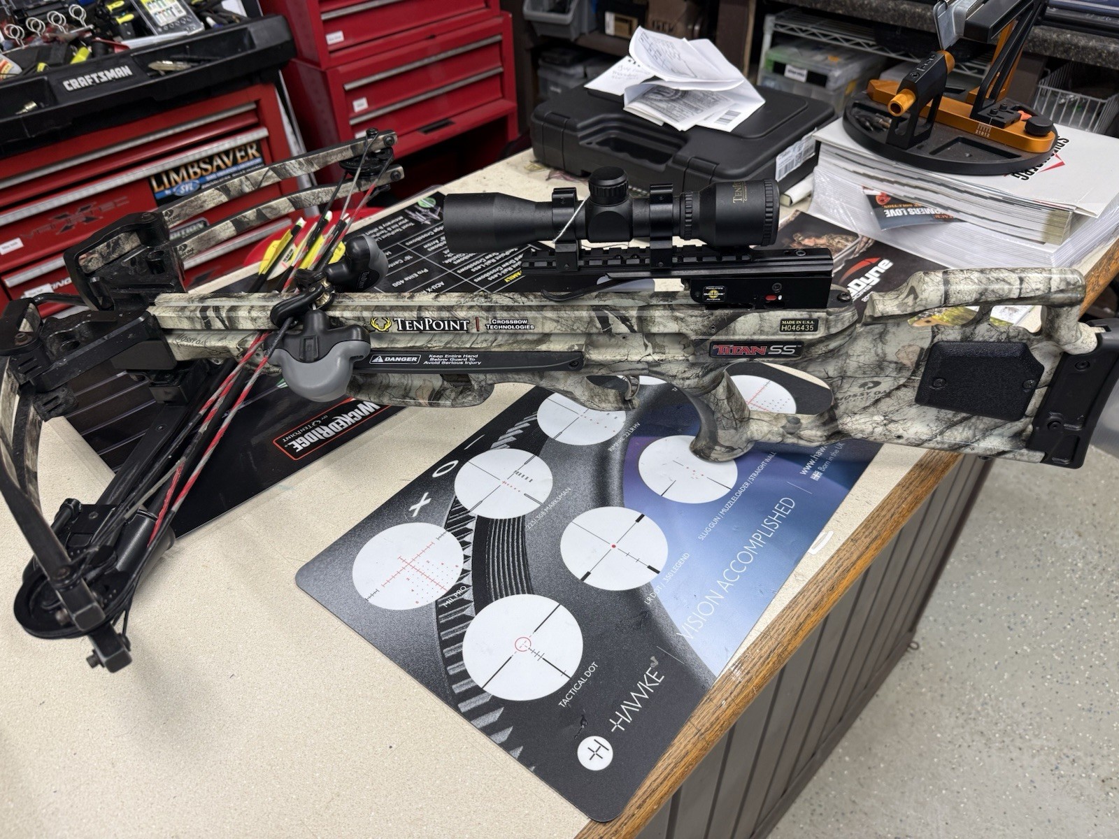 Ten Point Titan Ss Crossbow With Retractable Rope Cocker