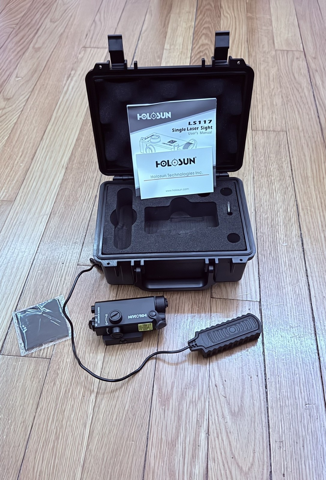 Holosun Compact Green Laser aiming dot with remote pad - Black (LS117G)