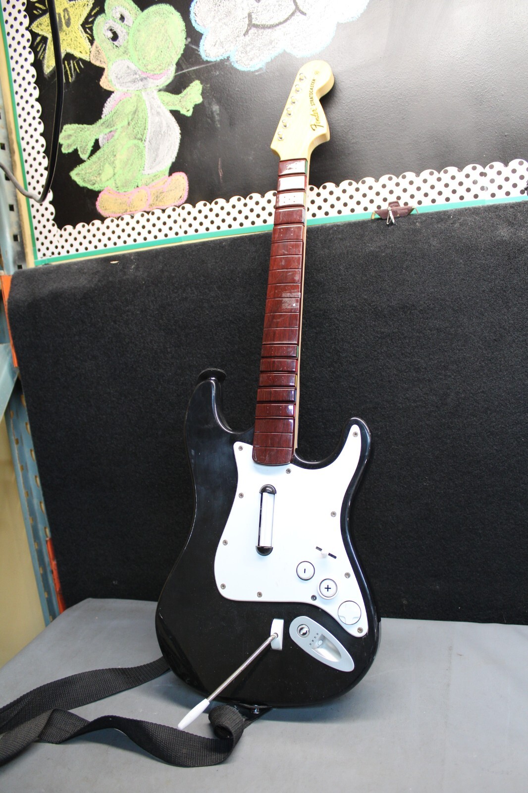 *UNTESTED AS IS* RockBand Harmonix Fender Guitar Stratocaster Model NWGTS2