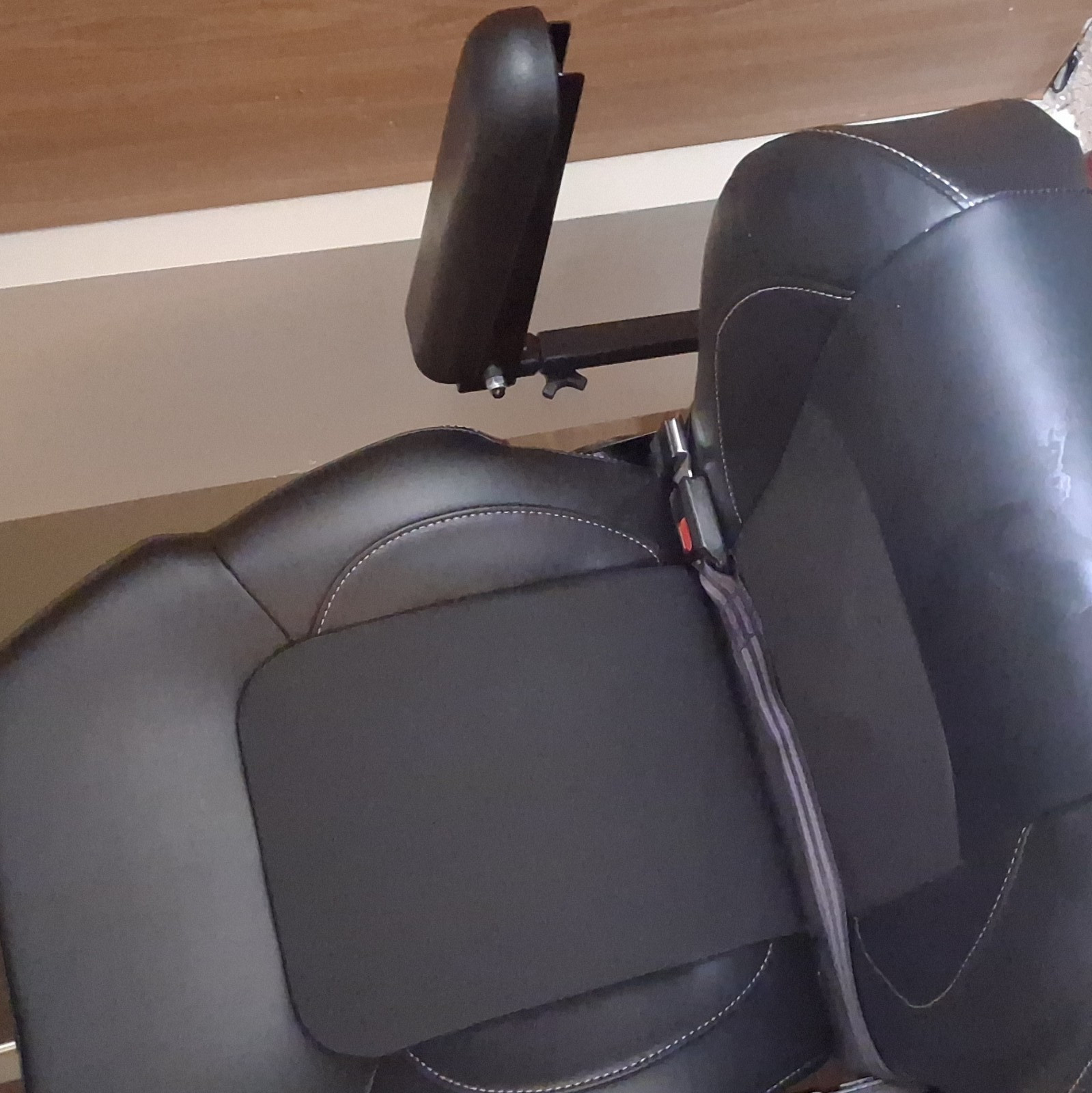 Vision Sport Black Powerchair Seat w/ Padded Armrest Electric/Battery