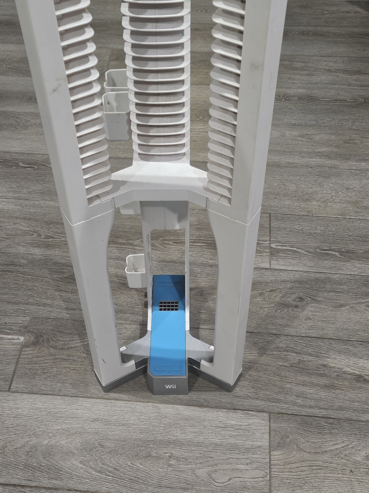 Nintendo Wii Storage Tower Rack Stand Game Console Game Display Level Up