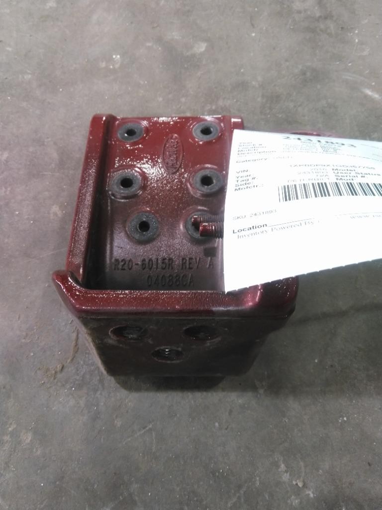 For 2016 PETERBILT 579 CAB MOUNT,BRACKET N/A , MN
