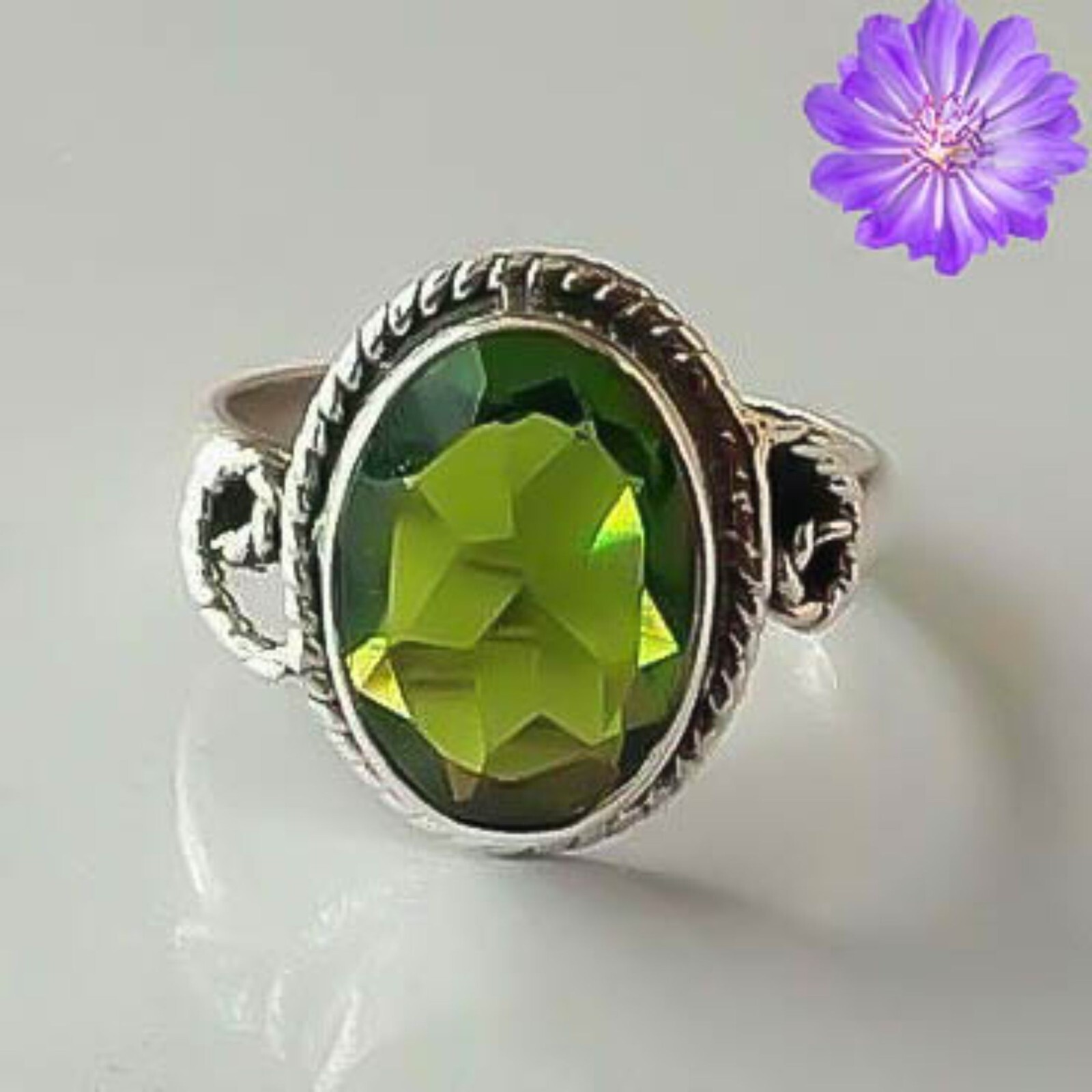 Green Peridot Gemstone 925 Sterling Silver Ring Handmade Jewelry Ring For Gift