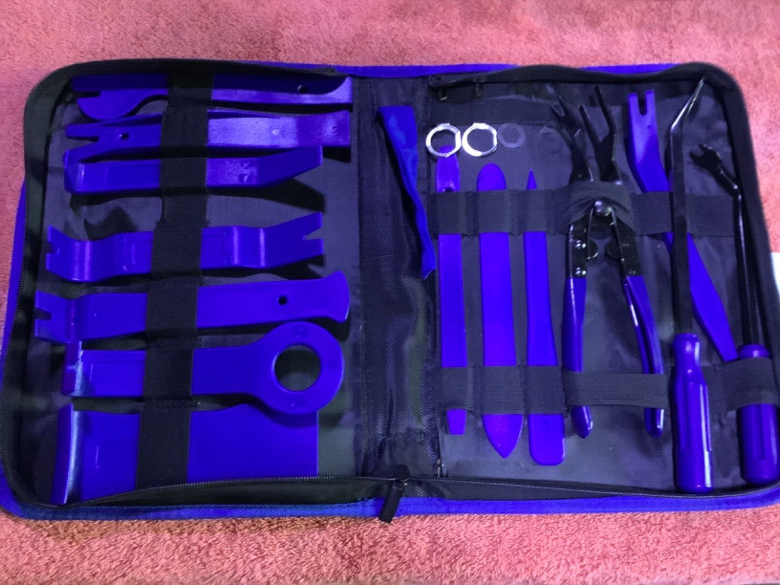 Poraxy auto trim removal kit