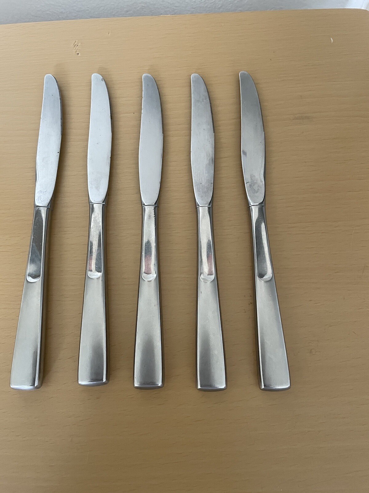 5 Oneida USA SATIN SCOOP Stainless Modern Hollow Dinner Knives 9”