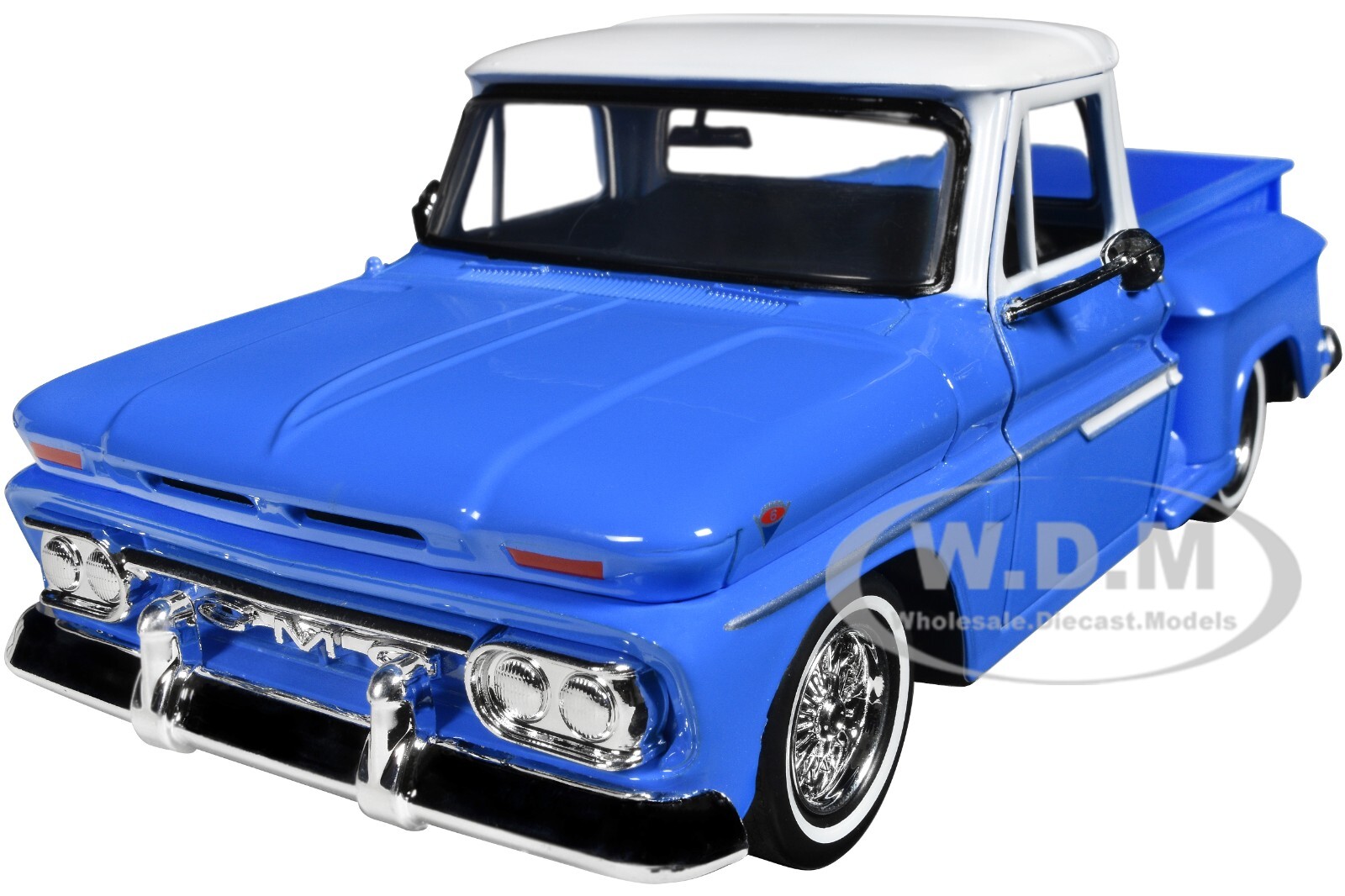 1966 GMC C1000 FENDERSIDE PICKUP LOWRIDER BLUE 1/24 DIECAST BY MOTORMAX 79035