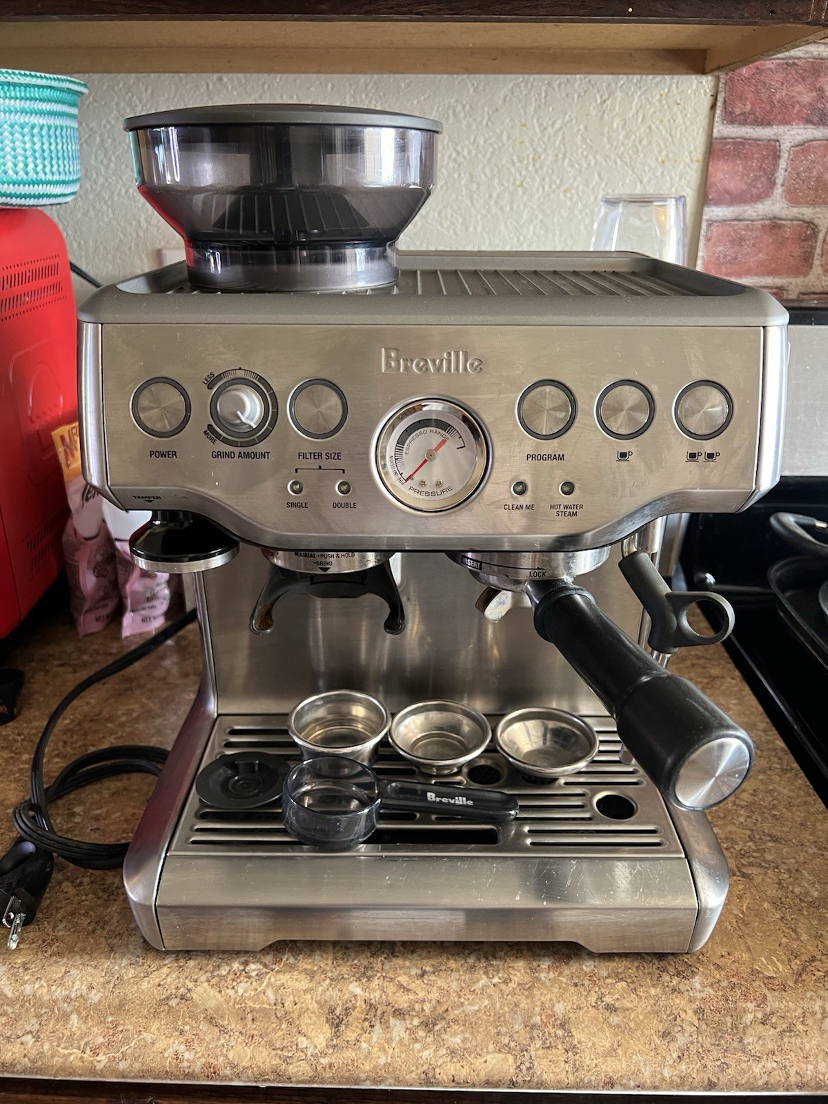 Breville BES870XL the Barista Express Espresso Machine - Stainless Steel