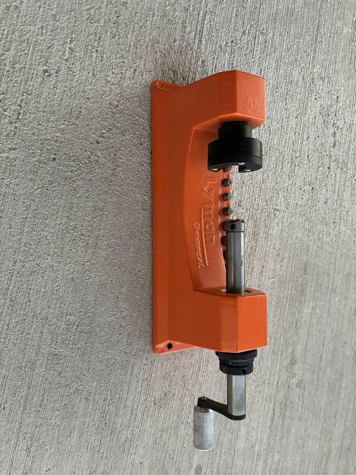 Lyman Universal Case Trimmer Kit with 9 Pilots