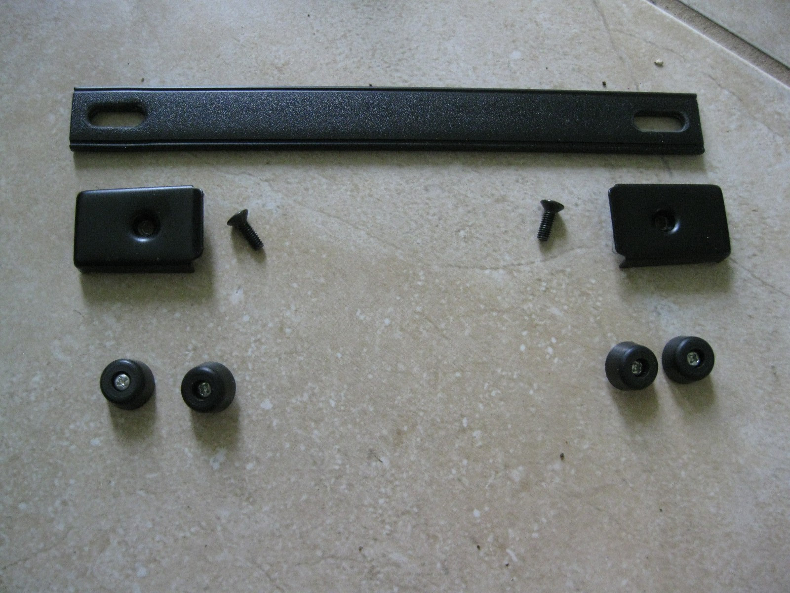Icom MB-23 Side carry handle with hardware in Very Nice shape IC-910H, IC-718 ++