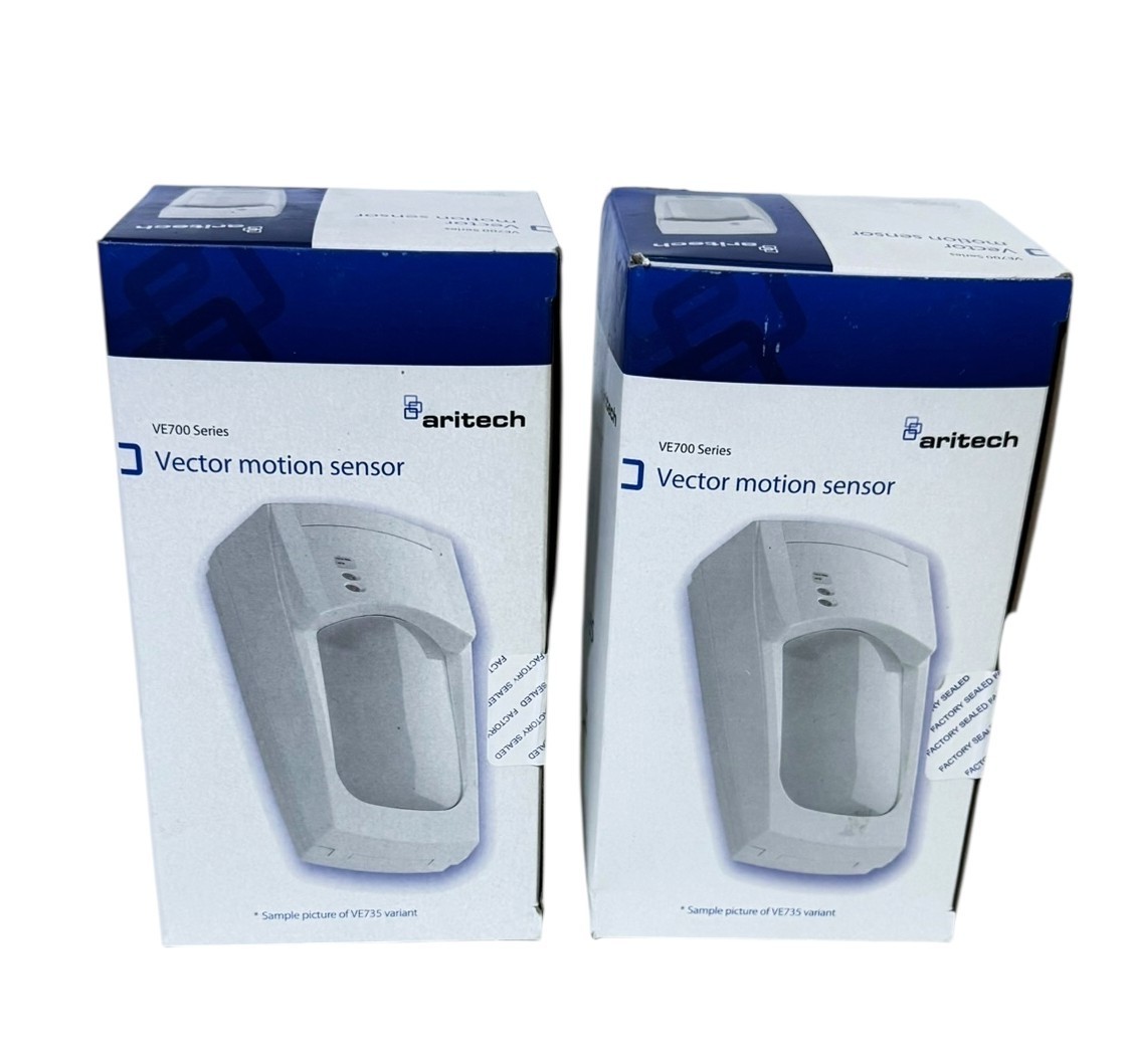 2X Interlogix Aritech VE735 PIR Motion Sensor With Alarm Memory Factory Sealed